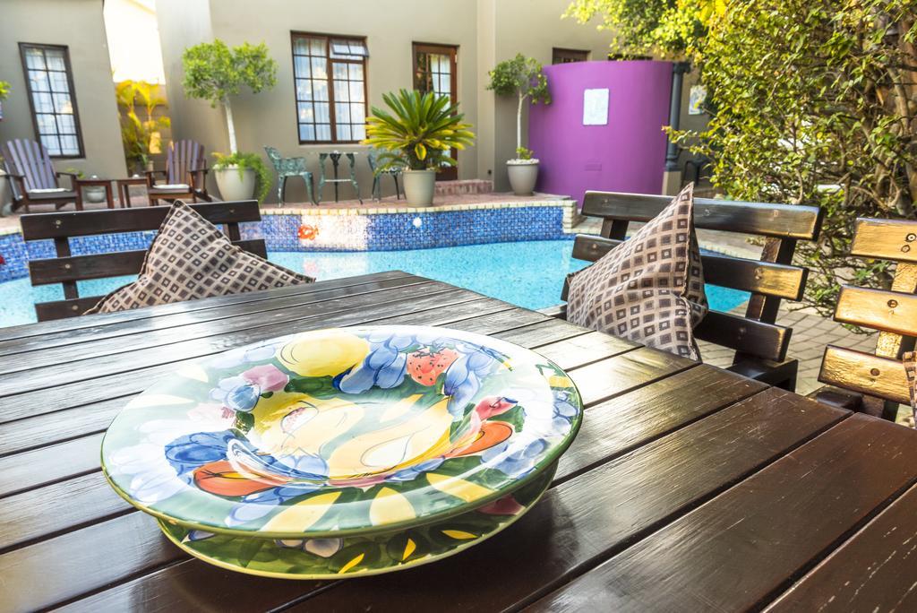 Kingfisher Guesthouse Port Elizabeth Exterior photo