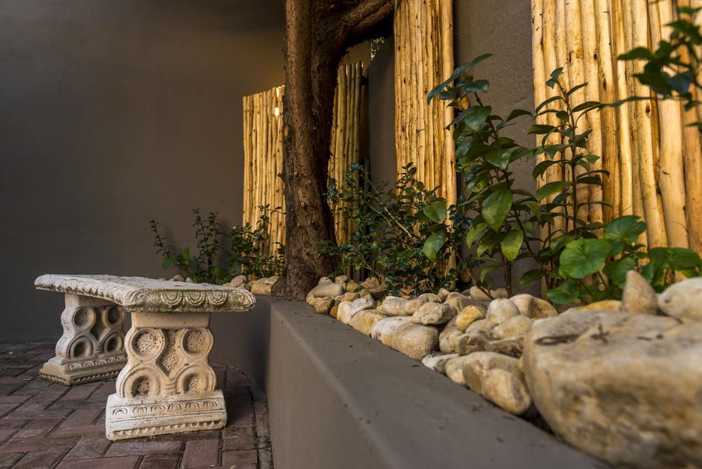 Kingfisher Guesthouse Port Elizabeth Exterior photo
